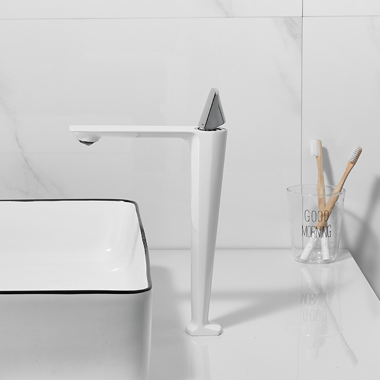 Змішувач для раковины, дизайнерський кран у ванну одноважільний монтаж WanFan для ванни Білий-хром, Латунь