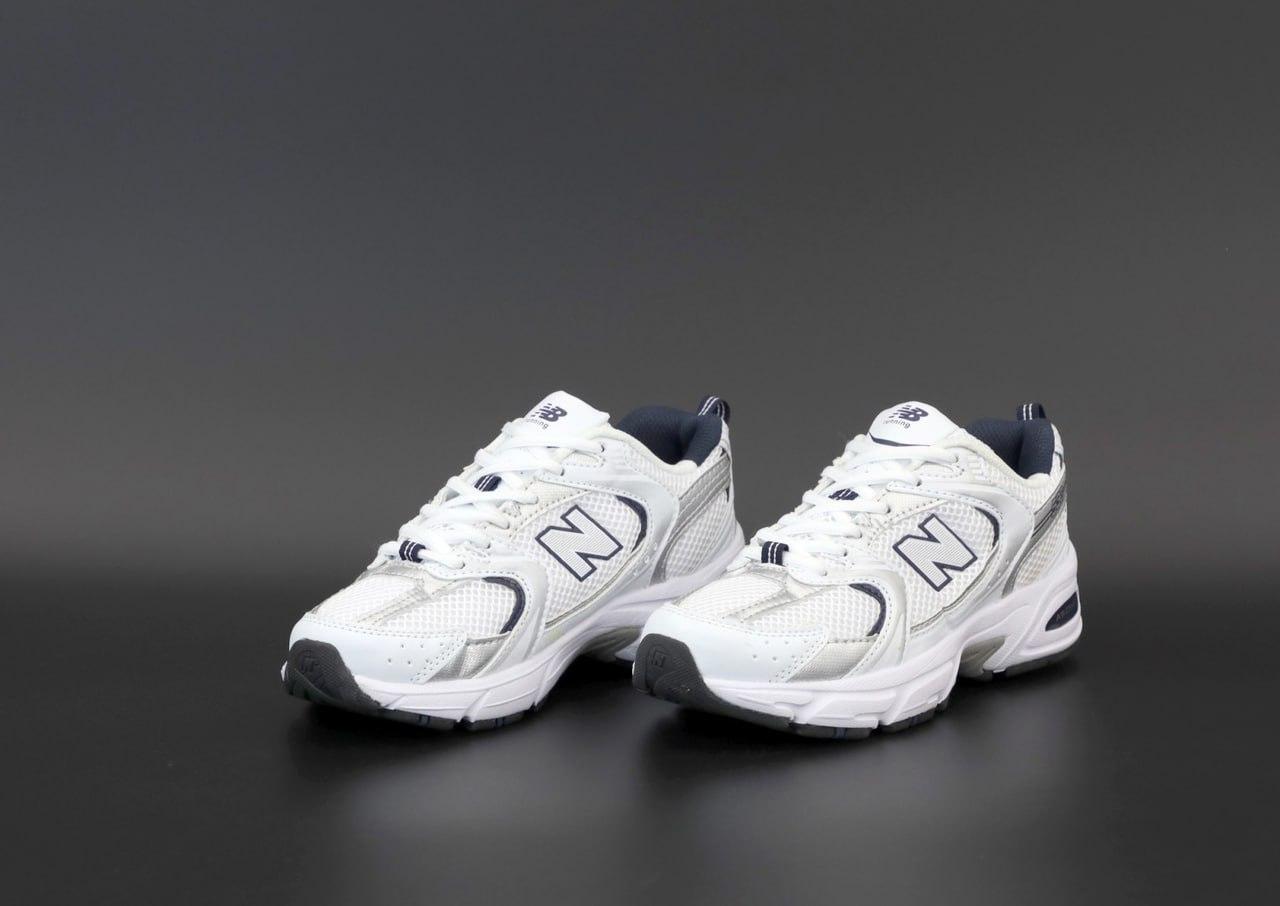 Чоловічі білі Кросівки New Balance 530