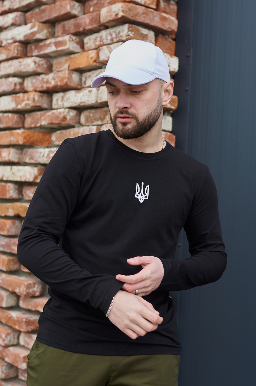 Чоловічий лонгслів з гербом україни весняний осінній чорна кофта чоловіча демісезонна