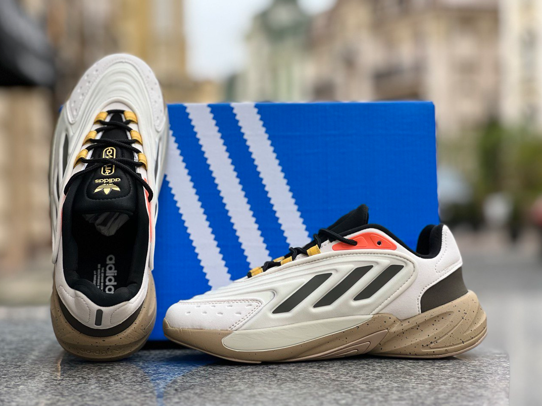 Чоловічі кросівки Adidas Ozelia Wonder White Orange взуття Адідас Озелія білі оранжеві текстильні осінь весна