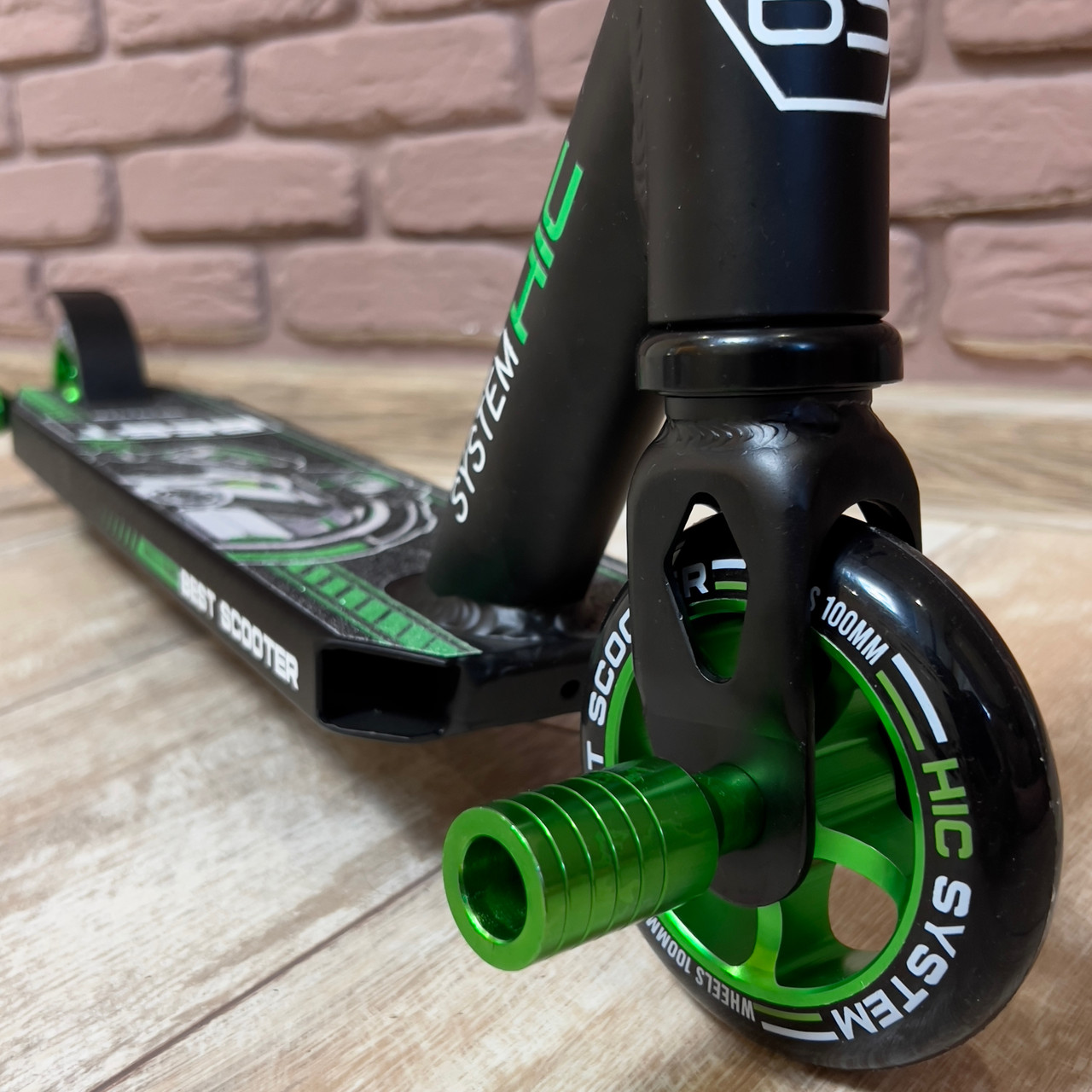 Трюковий самокат Best Scooter Зелений, надійний якісний самокат з 2 пегами HIC система