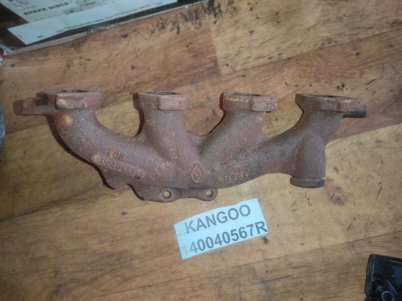 Б/у Колектор випускний 140040567R 1.5 DСI для Renault Kangoo 2007-