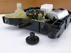 Шестерня сервоприводу печі Ford Transit D 6/16, Z 10/30, H 12.5, пластик