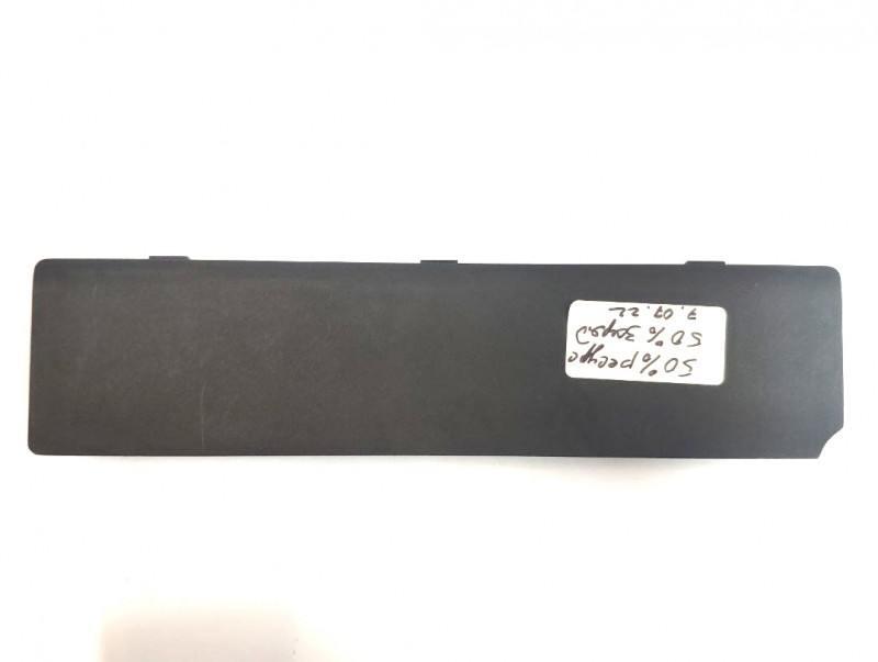 Кришка матриці корпусу для ноутбука HP Compaq 510, 530, 15. 4", A01J000100, Б/У. Сломанна заглушка (фото)