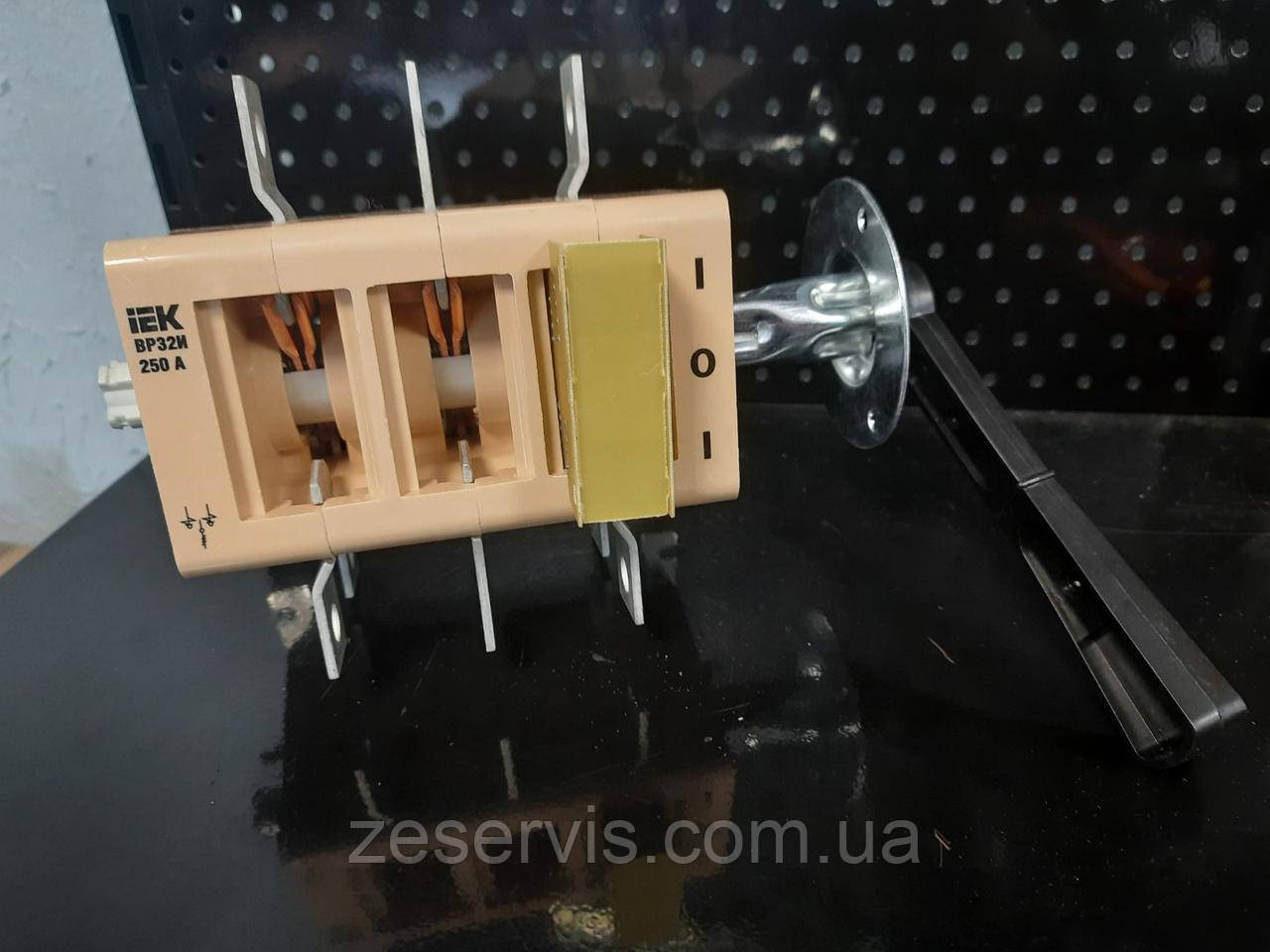 Вимикач-роз'єднувач ВР32И-35В31250 250А, IEK, фото 1
