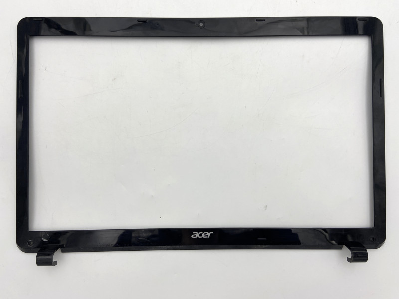 Рамка матриці корпусу для ноутбука Acer Aspire E1-772G 13N0-99A0K01 Б/В