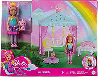 Barbie Игровой набор Челси Dreamtopia Cloud-Themed Gazebo Swing HLC27