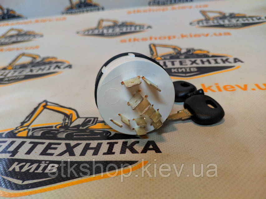 184817 Замок зажигания MANITOU, цена: 1900 ₴, купить на Prom.ua