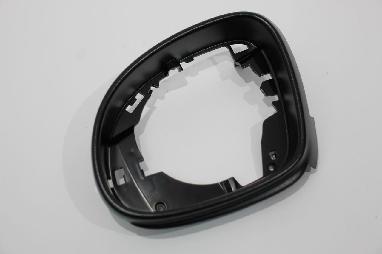 Накладка дзеркала лівого VAG 5N08576019B9 для VW Tiguan 2007-2011