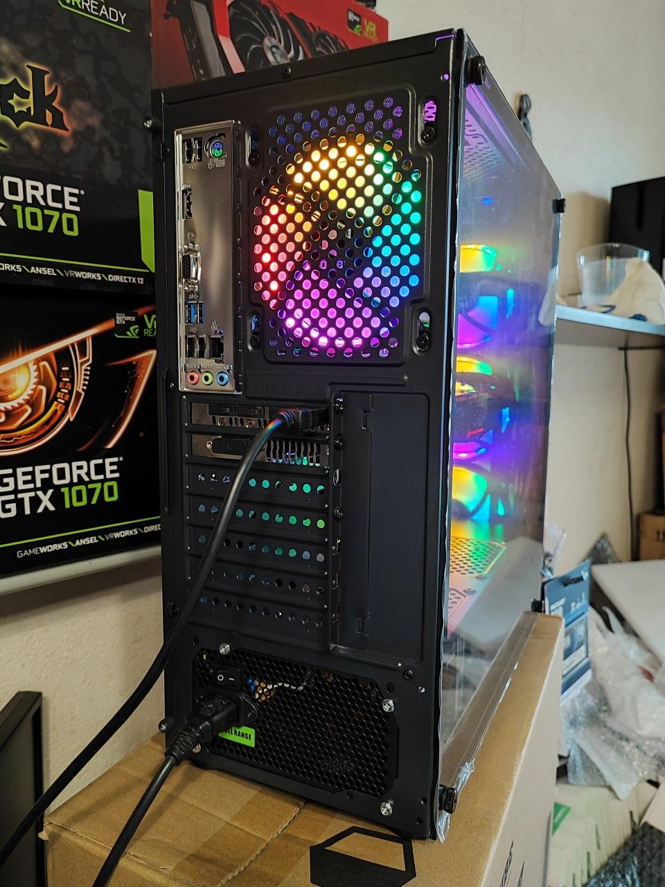 Intel Core i5 8500 4.1GHZ GTX 1070 8GB 16GB