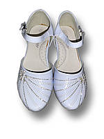 Туфли детские малый каблук,цвет изделия белый, размер 32