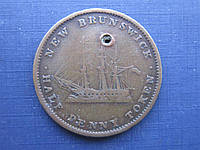 Монета 1/2 пенни Канадские провинции Нью-Брунсвик 1843 корабль парусник с отверстием