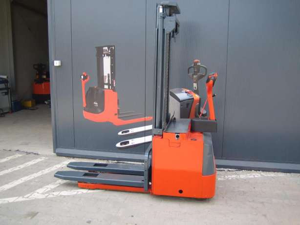 Штабелер електричний повідковий LINDE L14 1.4т 3,3 м