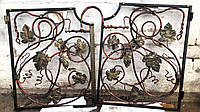 Калітка кована с веноградними лозами брама ворота