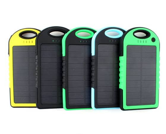 Характеристики: Сонячний акумулятор Power Bank 10000 mah Сонячний акумулятор Power Bank 10000 mah