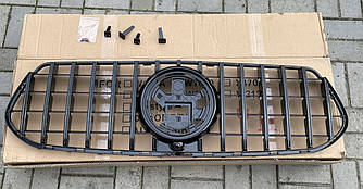 Решітка радіатора Mercedes GLE W167 (19-23) тюнинг стиль AMG 53 63 (чорна)