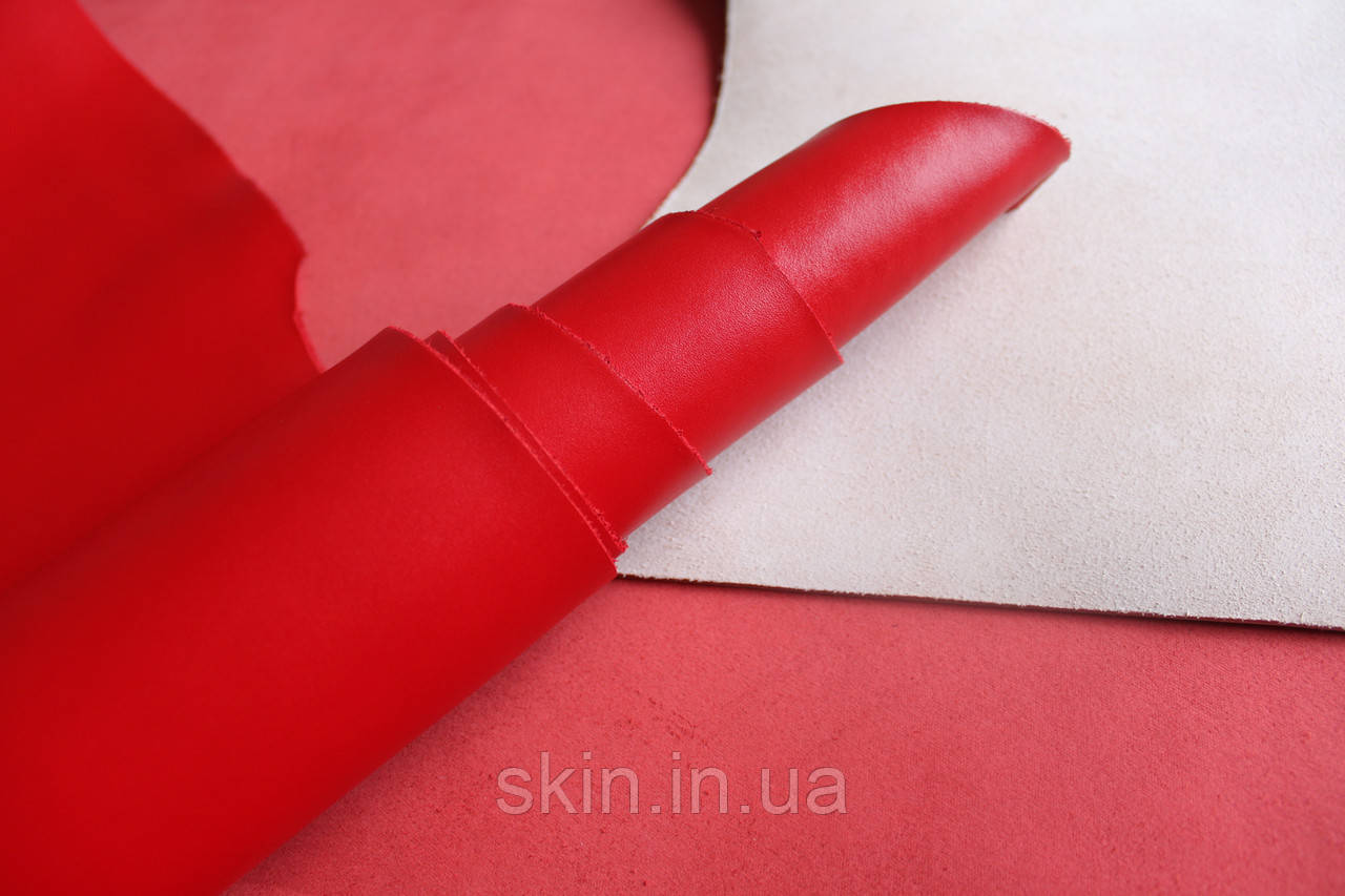 Натуральна шкіра, товщина - 1.4 мм, колір - червоний, артикул СК 2003