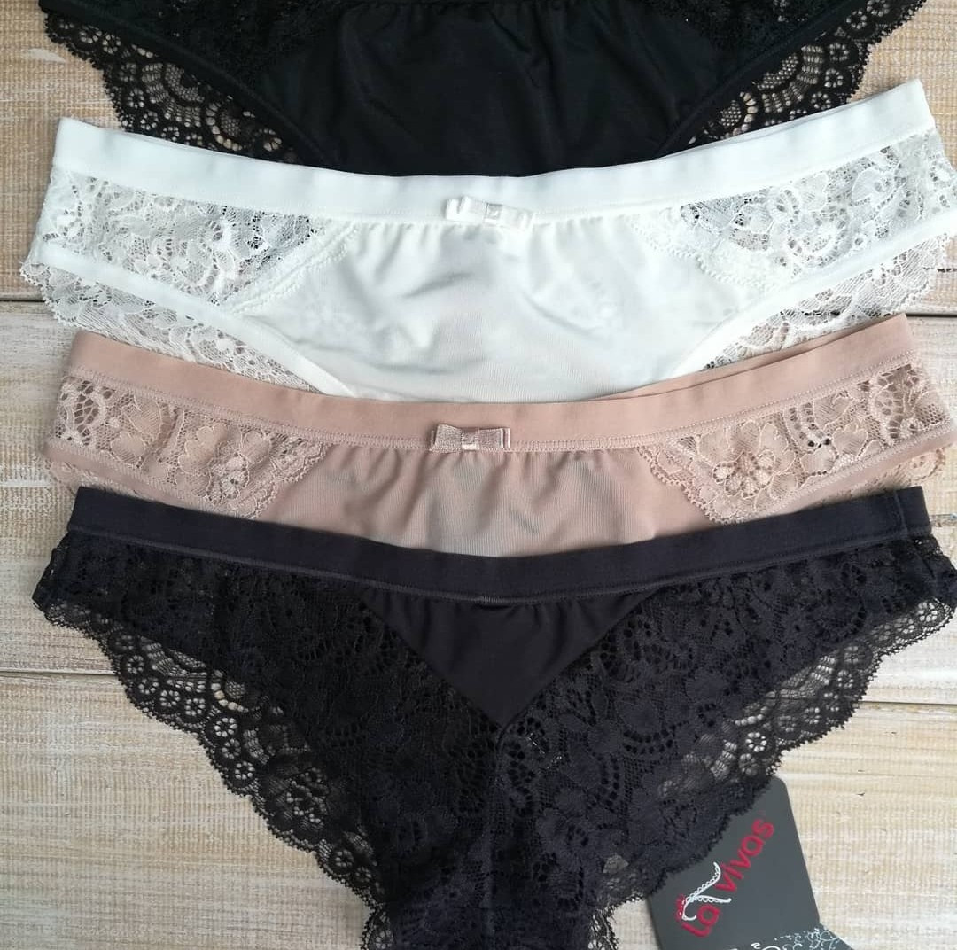 ラヴィページ Комплект жіночої нижньої білизни La Vivas у м'якій чашці В