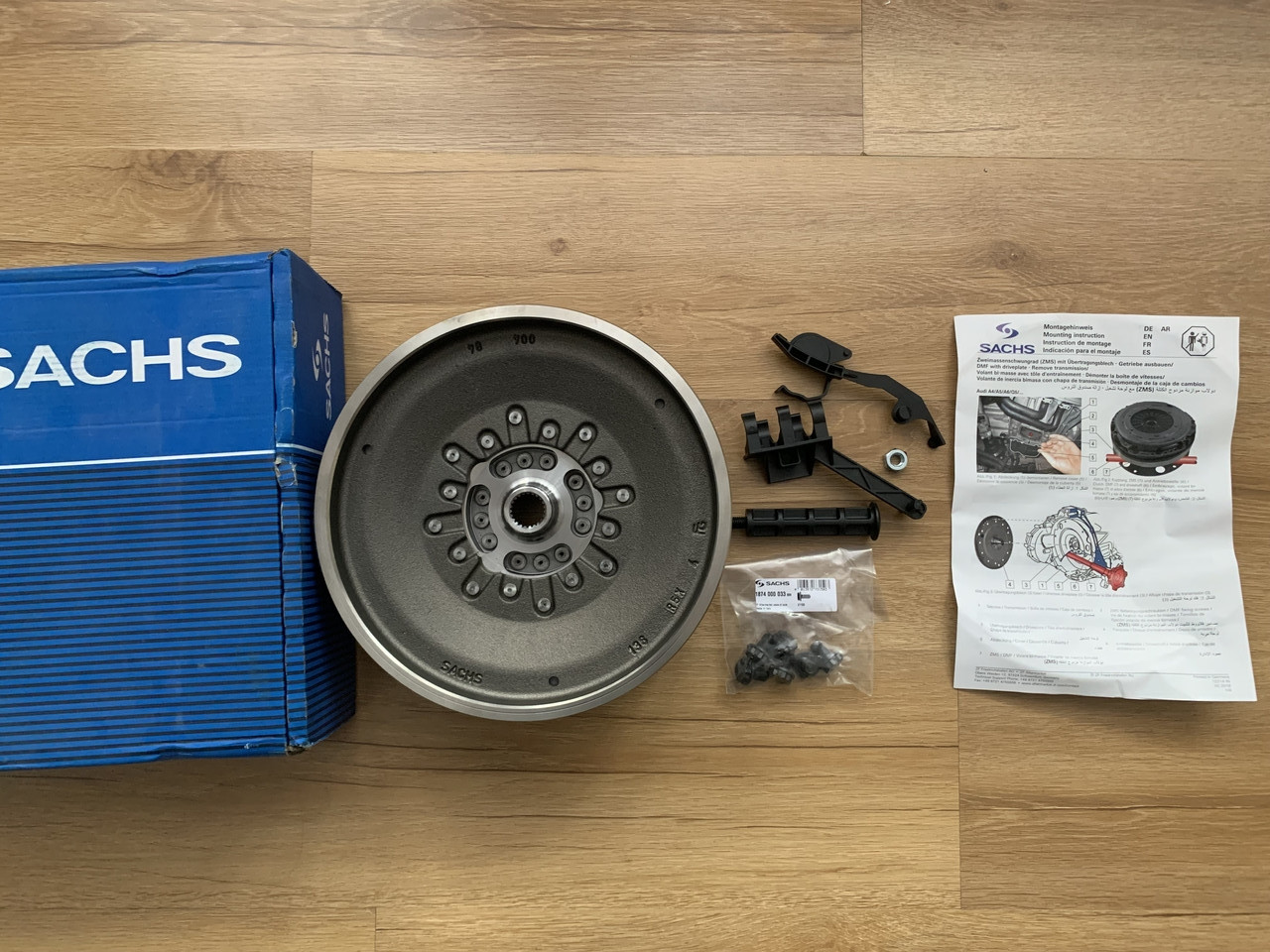 Двухмассовый маховик, демпфер SACHS 2295000718 AUDI A4/A5 2,0 TDI 07-, фото 1