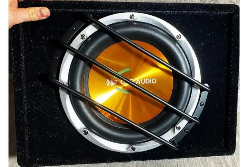 Універсальний сабвуфер активний F1090 в авто 1200 W на 10 дюймів