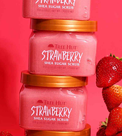 Скраб для тіла з ароматом полуниці Tree Hut Strawberry Sugar Scrub