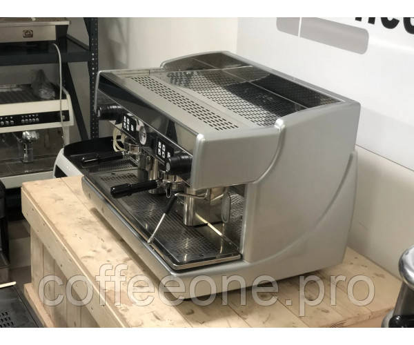 Професійна кавоварка для барів і кафе Wega Atlas Cappuccino 2GR б/в - фото 5 - id-p1817970821