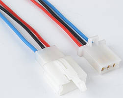 Автомобільний 3-х контактний роз'єм 2х10 см