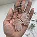 Брелок-оберіг Хамса з Рожевого кварцу, Натуральний рожевий камінь для ключів та сумок, рука Фатіми в подарунок, фото 5