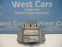 Подушка двигуна 1.8TFSi Volkswagen Passat B6 з 2005 по2010