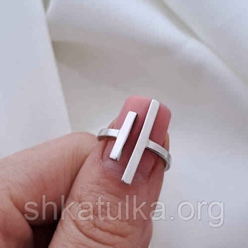 Каблучка срібна незамкнена без камінців тоненька