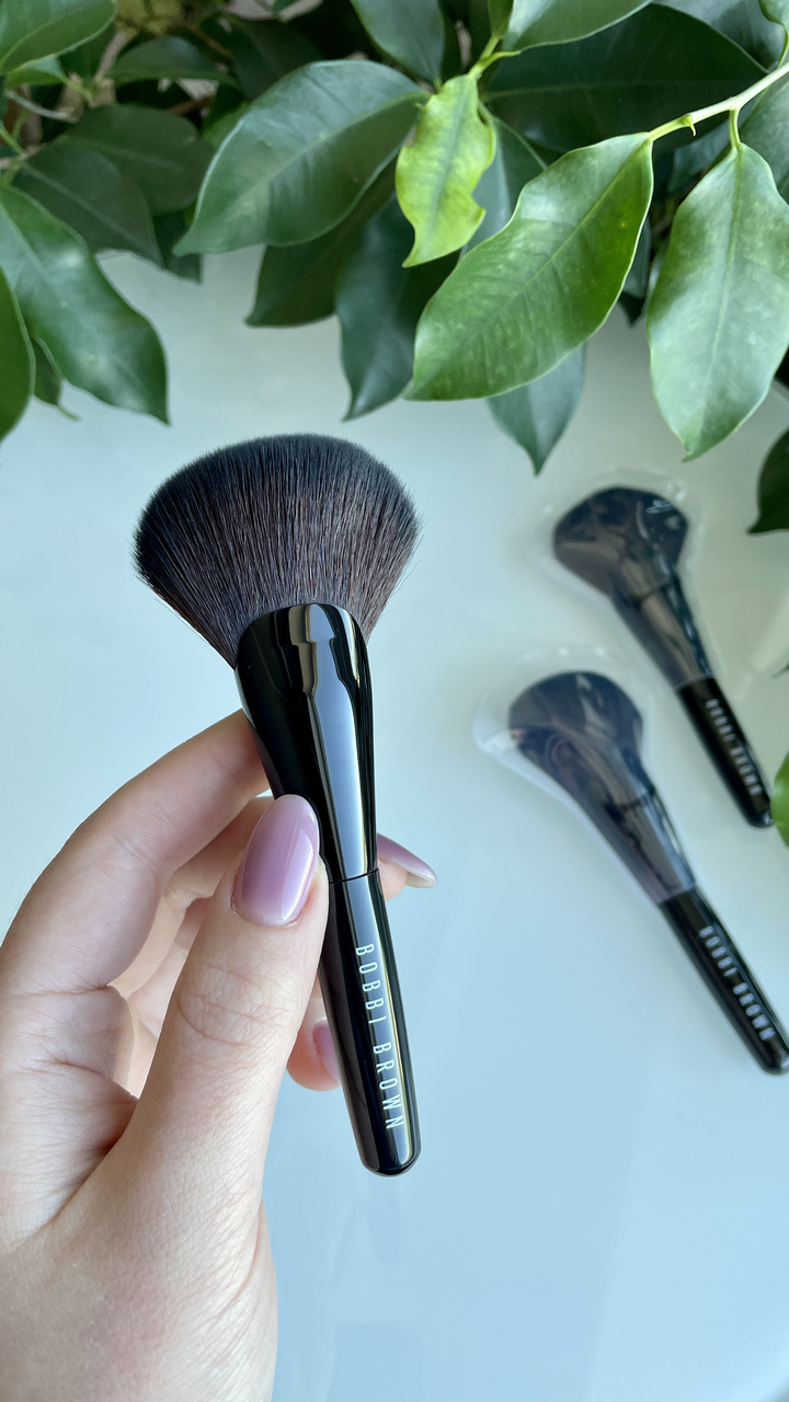 Купить Кисть для нанесения хайлайтера Bobbi Brown Precise Blending