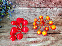 (1 шт) Декоративная веточка, 11 ягод, Ø14 мм, цвет ЖЕЛТЫЙ с красным бочком
