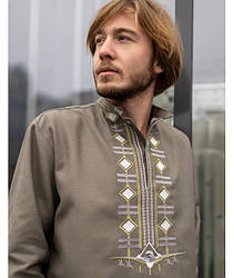 Коричнева чоловіча вишиванка