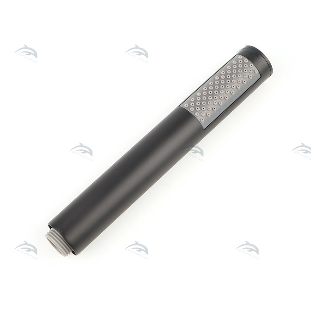 Лійка ручного душу для набору кранів J-4000(B) із встановленням на борту гідромасажної ванни.