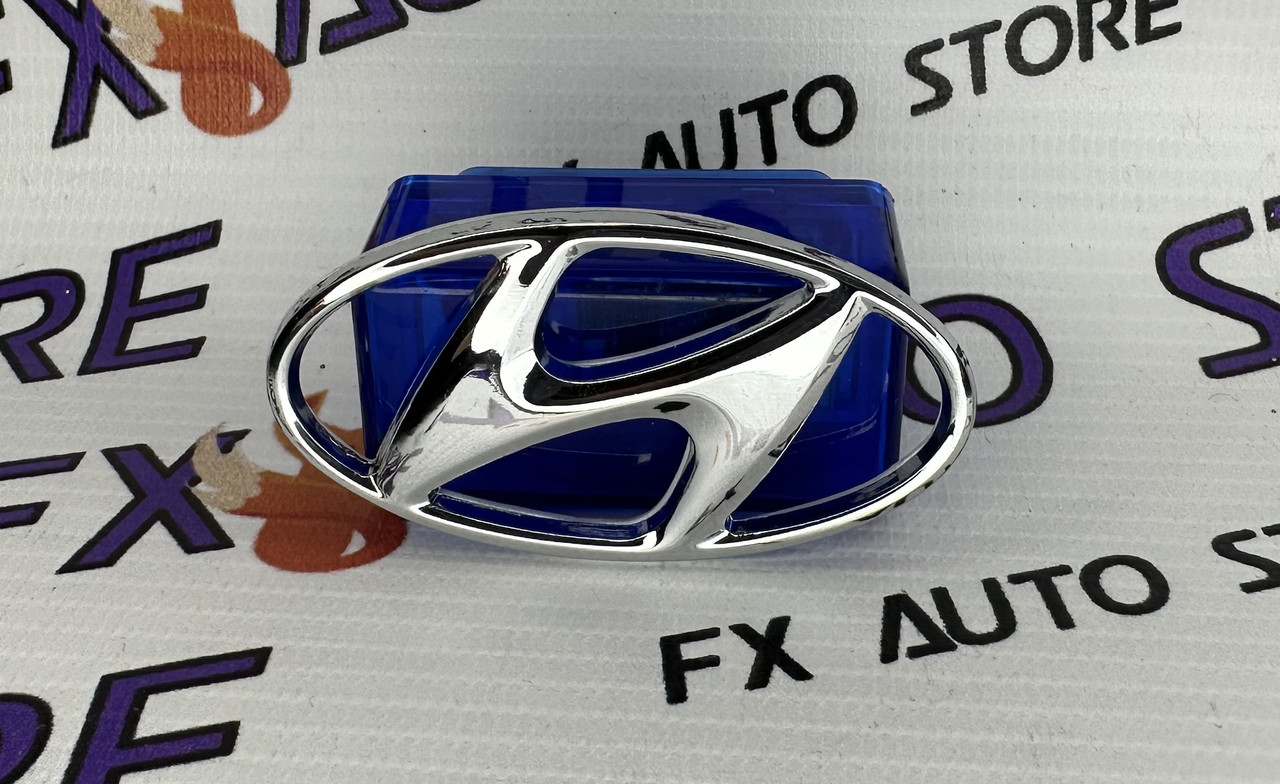 Емблема шильдик логотип HYUNDAI 51*26 мм Хромована Хундай