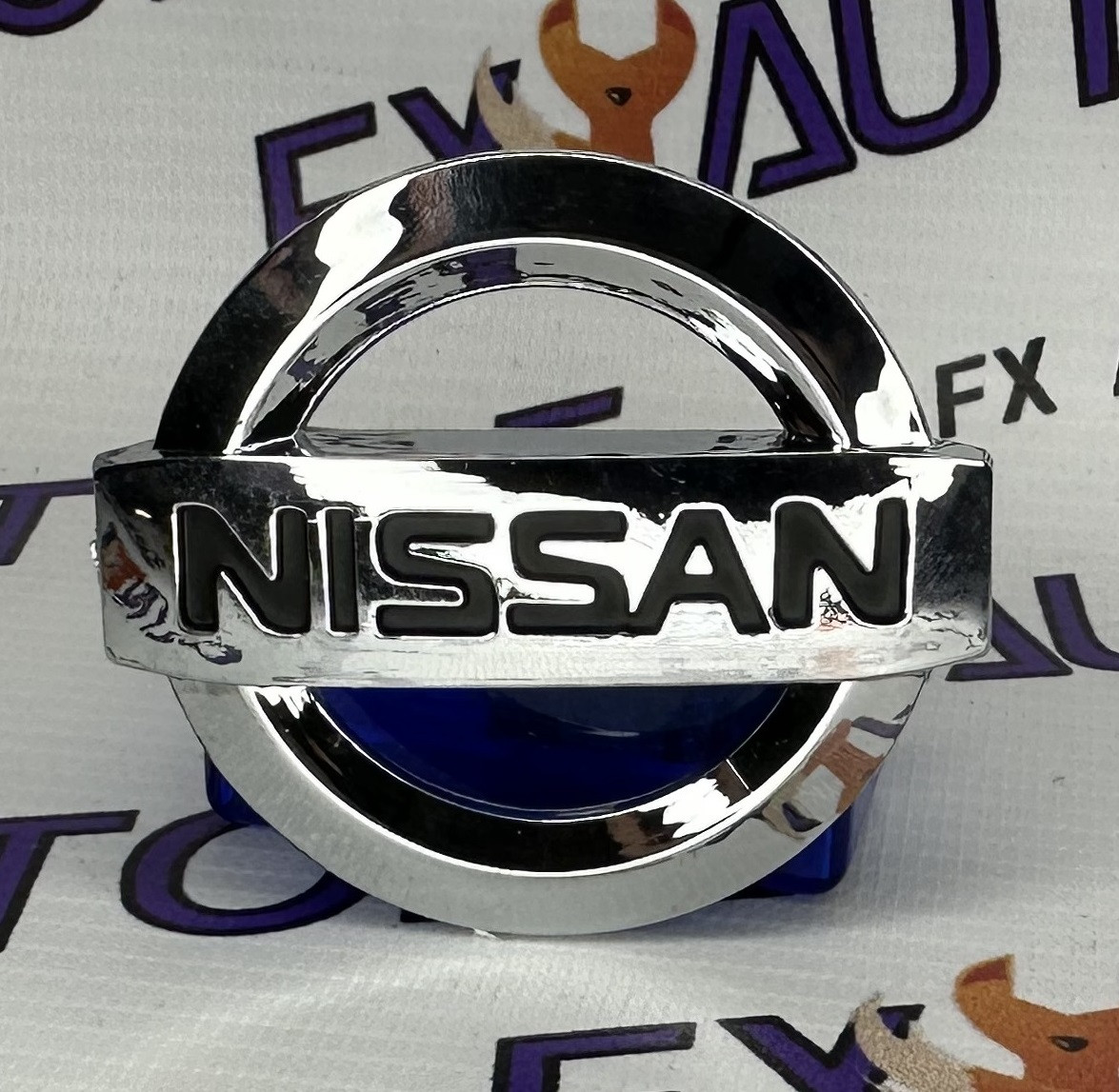 Емблема шильдик логотип NISSAN 118 х 100 мм (117х100) Хромована Ніссан