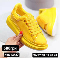 Кросівки жіночи колір жовтий