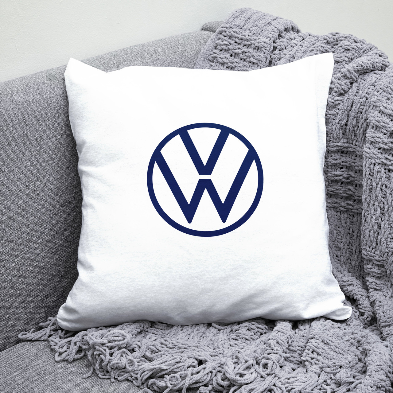 Подушка 35*35 см з маркою авто NEW Volkswagen / Фольксваген. Найкращий подарунок чоловіку