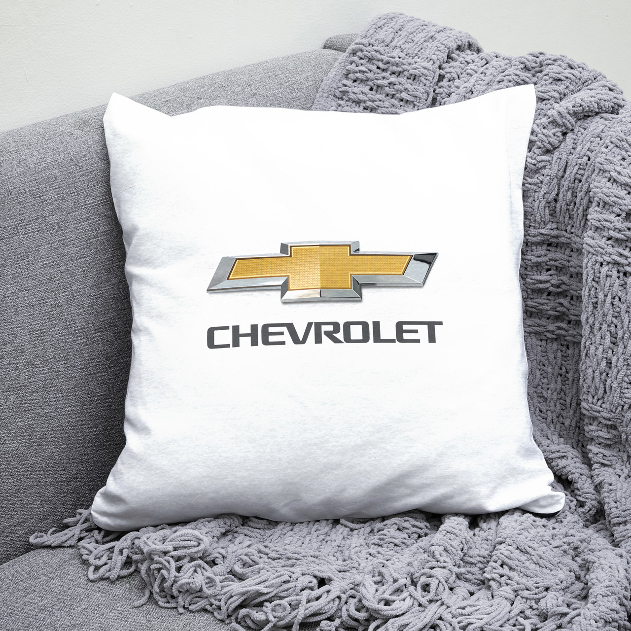 Подушка 35*35 см з маркою авто Chevrolet / Шевроле. Найкращий подарунок чоловіку