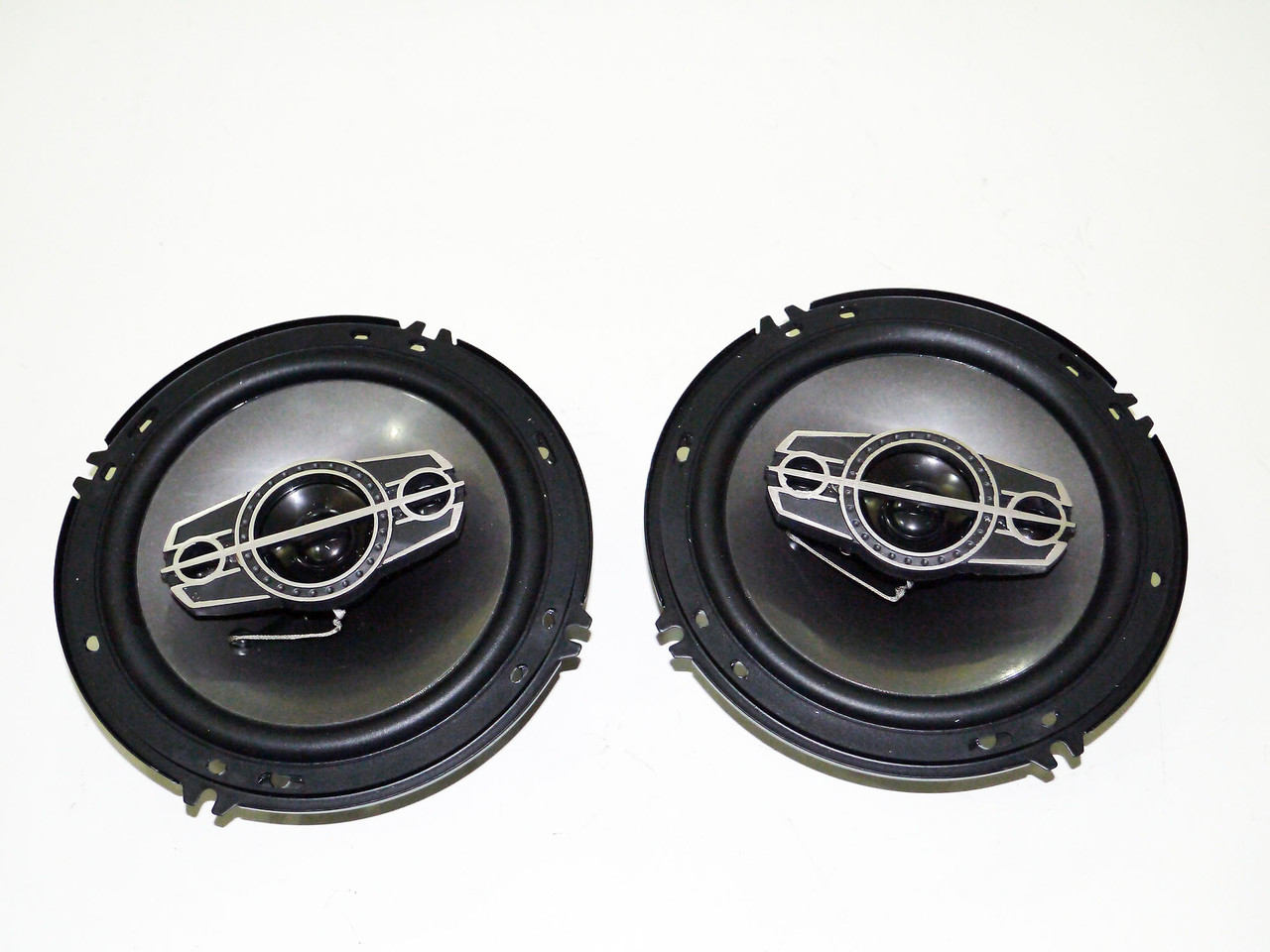 Автомобільна акустика колонки TS-A1685S 16 см (400 W) 2 смугі