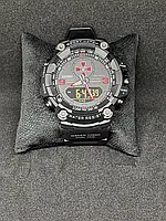 Стильные тактические электронные часы водонепроницаемые Skmei, Противоударные кварцевые наручные часы с гербом