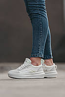 Классные женские кроссовки Vans Old Skool Overt Plus CC. Светлые женские кеды Ванс весна осень.