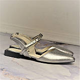 Кожаные босоножки с закрытым носком на маленьком каблуке, фото 6