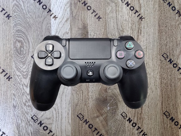 Бездротовий геймпад від приставки Sony Playstation 4 Dualshock 4 V2 Black PS4 (CUH-ZCT2U) Вживаний