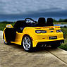 Дитячий електромобіль на акумуляторі Chevrolet Camaro M 5669 з пультом радіокерування для дітей 3-8 років жовтий, фото 10