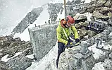 Шлифмашина угловая - болгарка аккумуляторная DeWALT DCG418N, фото 6