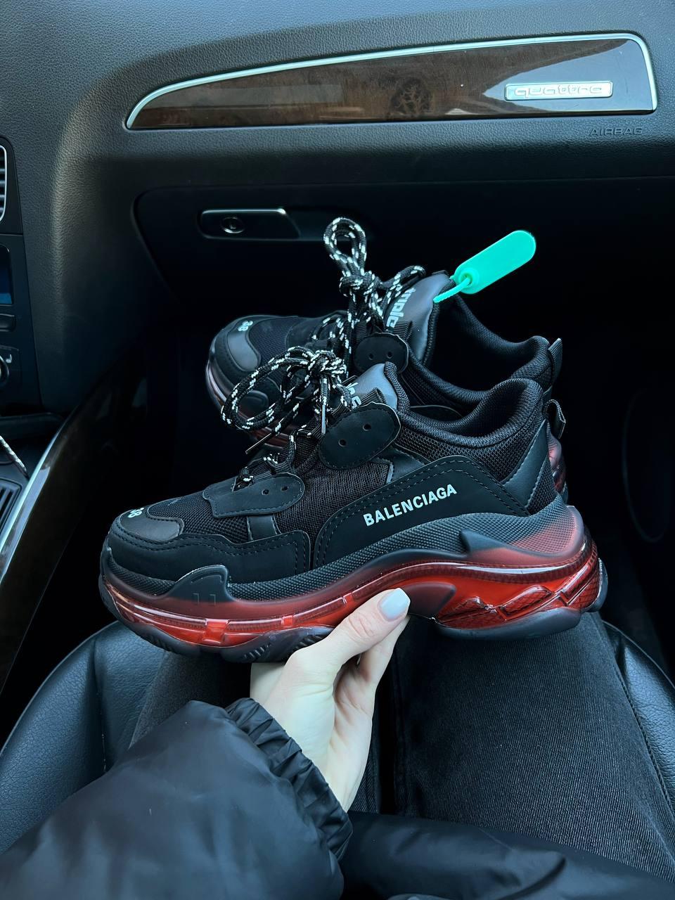 Жіночі кросівки Balenciaga Triple S Clear Sole Black Red 544351W2FR11053, фото 1