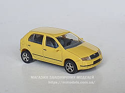 Модель легкового автомобіля таксі Scoda Fabia, масштабу 1/87, H0 / NOREV