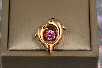 Кулон Xuping Jewelry два дельфіни з рожевим фіанітом, що танцює, для тонкого ланцюга 1.9 см золотистий