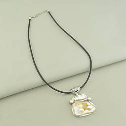 Підвіска Перли 48 см.